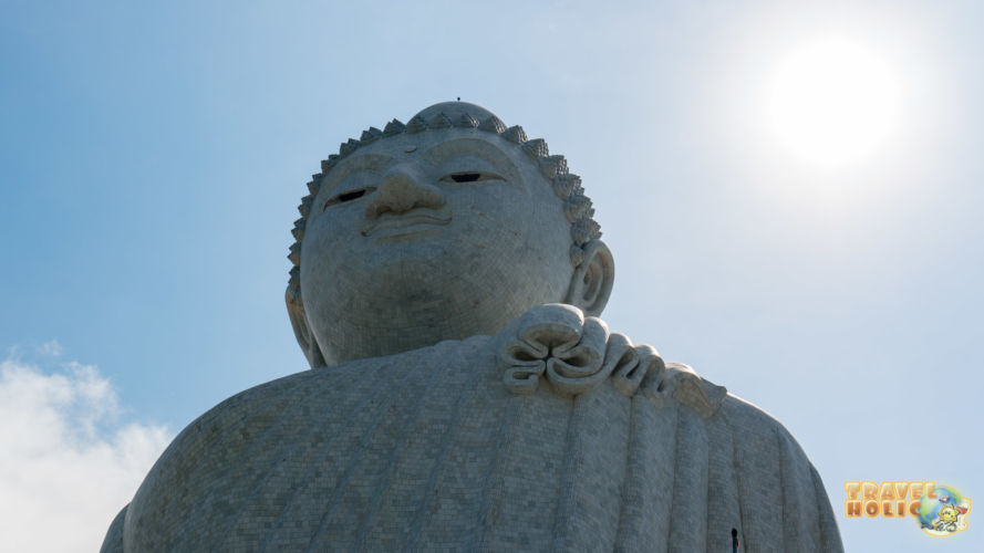 Gros plan sur le Big Buddha de Phuket